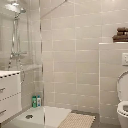 Great With A Sea View And Parking In 400 Meters From Monaco *